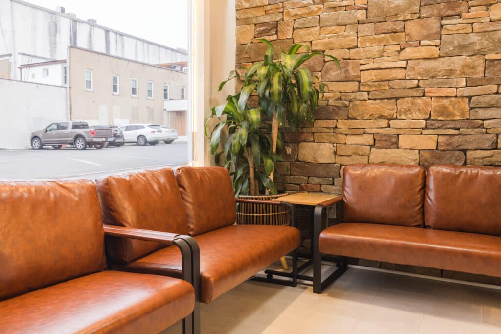 ©2025TamaraGillonPhotography-CopacabanaBeautyCenter-91